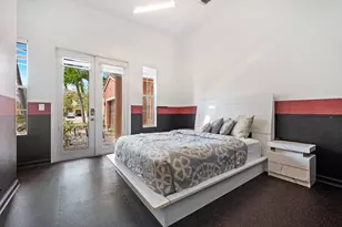 658 Cresta Cir, West Palm Beach, FL 33413 - Photo 17