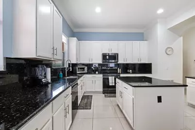 658 Cresta Circle, West Palm Beach, FL 33413 - Photo 13