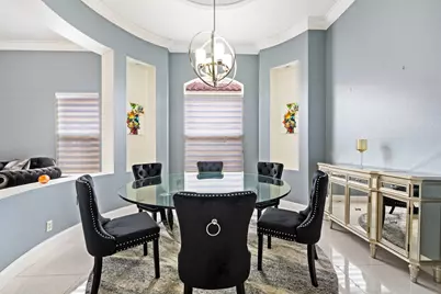 658 Cresta Circle, West Palm Beach, FL 33413 - Photo 7