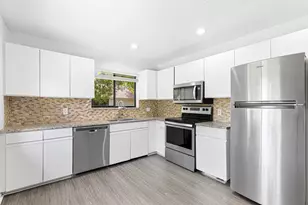 5530 Coach House Cir, Boca Raton, FL 33486 - Photo 9