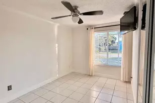 10079 Yeoman Ln, Royal Palm Beach, FL 33411 - Photo 21