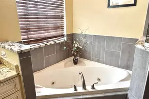 598 NW Waverly Circle S, Port Saint Lucie, FL 34983 - Photo 23