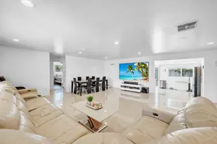 2298 NE 2nd Ave, Boca Raton, FL 33431 - Photo 11