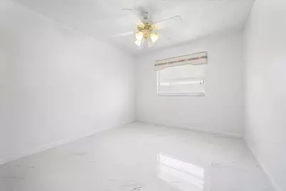 2340 Fairmont Avenue, Miramar, FL 33025 - Photo 13