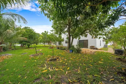 2340 Fairmont Avenue, Miramar, FL 33025 - Photo 27