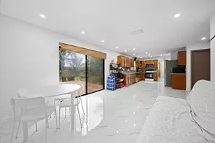 2340 Fairmont Ave, Miramar, FL 33025 - Photo 11