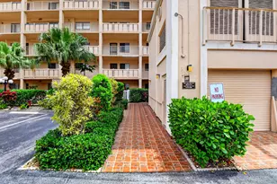 6866 Huntington Ln, Delray Beach, FL 33446 - Photo 29