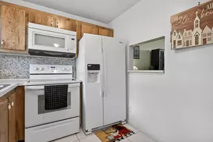 10444 NW 30th Ct, Sunrise, FL 33322 - Photo 9