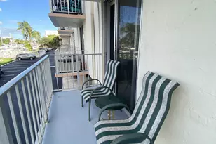 1731 SE 15th St, Fort Lauderdale, FL 33316 - Photo 3
