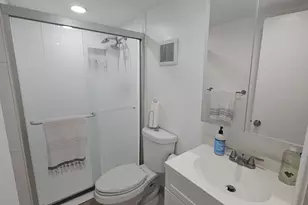 9235 Lagoon Pl, Davie, FL 33324 - Photo 27
