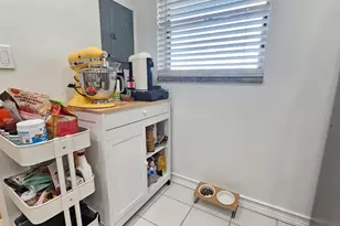 9235 Lagoon Pl, Davie, FL 33324 - Photo 13