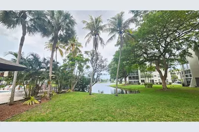 9235 Lagoon Place #412, Davie, FL 33324 - Photo 33