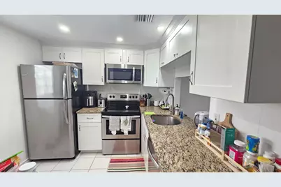 9235 Lagoon Place #412, Davie, FL 33324 - Photo 9