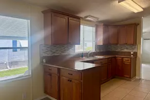 1586 SW 35th Cir, Okeechobee, FL 34974 - Photo 3