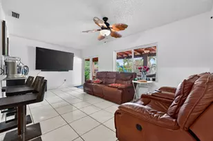 10040 SW 32nd St, Miami, FL 33165 - Photo 9