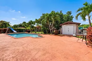 10040 SW 32nd St, Miami, FL 33165 - Photo 21