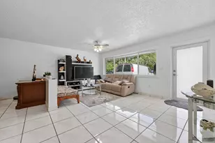 10040 SW 32nd St, Miami, FL 33165 - Photo 5