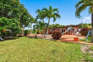 10040 SW 32nd St, Miami, FL 33165 - Photo 23