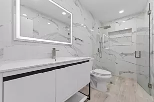 10040 SW 32nd St, Miami, FL 33165 - Photo 15