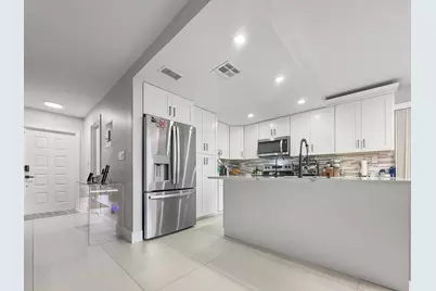 227 NW 45th Avenue, Deerfield Beach, FL 33442 - Photo 5