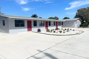 1029 S D St, Lake Worth, FL 33460 - Photo 1