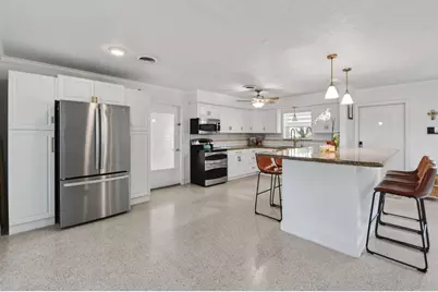 12890 SE Circle Drive, Hobe Sound, FL 33455 - Photo 13