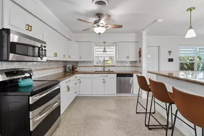 12890 SE Circle Drive, Hobe Sound, FL 33455 - Photo 19