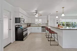 12890 SE Circle Dr, Hobe Sound, FL 33455 - Photo 17