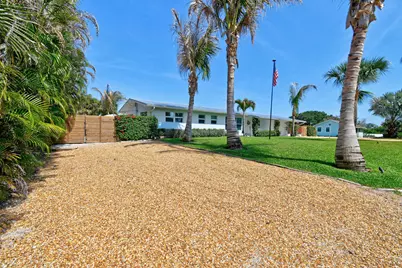 12890 SE Circle Drive, Hobe Sound, FL 33455 - Photo 5