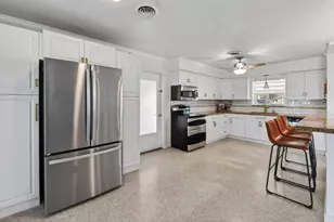 12890 SE Circle Dr, Hobe Sound, FL 33455 - Photo 15