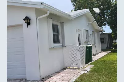 7110 NW 73rd Avenue, Tamarac, FL 33321 - Photo 5