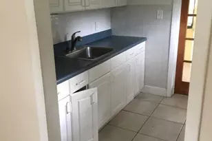 1304 SW 31st St, Fort Lauderdale, FL 33315 - Photo 5