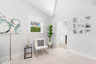 648 NE 17th Avenue, Fort Lauderdale, FL 33304 - Photo 13