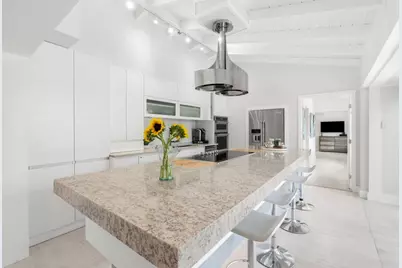 648 NE 17th Avenue, Fort Lauderdale, FL 33304 - Photo 15