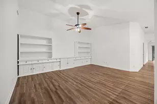 918 SW Balmoral Trce, Stuart, FL 34997 - Photo 5