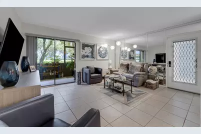 15484 Lakes Of Delray Boulevard #103, Delray Beach, FL 33484 - Photo 5