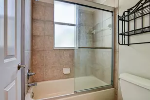670 Edgebrook Ln, West Palm Beach, FL 33411 - Photo 35