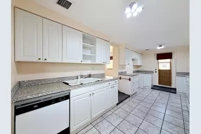2066 Tarragon Road, West Palm Beach, FL 33415 - Photo 21