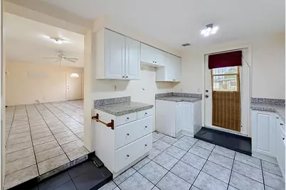 2066 Tarragon Road, West Palm Beach, FL 33415 - Photo 15