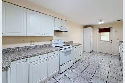 2066 Tarragon Road, West Palm Beach, FL 33415 - Photo 17