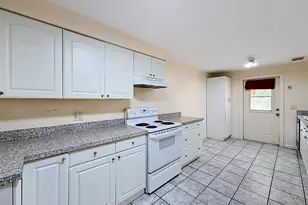 2066 Tarragon Rd, West Palm Beach, FL 33415 - Photo 17