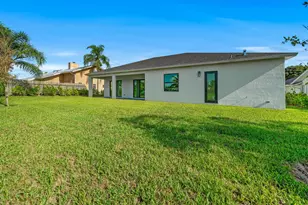 632 SE Seahouse Dr, Port Saint Lucie, FL 34983 - Photo 39