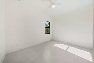 632 SE Seahouse Dr, Port Saint Lucie, FL 34983 - Photo 25