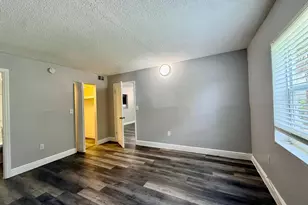 726 SW 81st Ave, North Lauderdale, FL 33068 - Photo 7