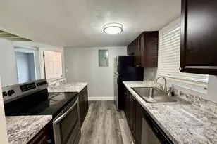 726 SW 81st Ave, North Lauderdale, FL 33068 - Photo 1