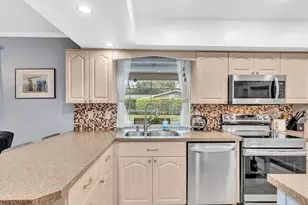 7381 SW 9th St, Plantation, FL 33317 - Photo 17