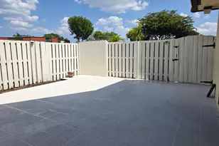 3888 Victoria Dr, West Palm Beach, FL 33406 - Photo 25