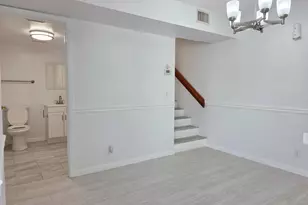 3888 Victoria Dr, West Palm Beach, FL 33406 - Photo 11