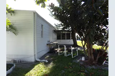 6385 Cypress Lane, Atlantis, FL 33462 - Photo 29