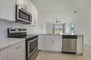 5241 Breadfruit Cir, Delray Beach, FL 33484 - Photo 3